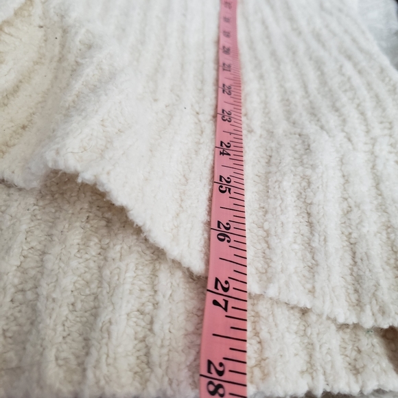 American Eagle Cream White Cardigan Sweater - Picture 10 of 11